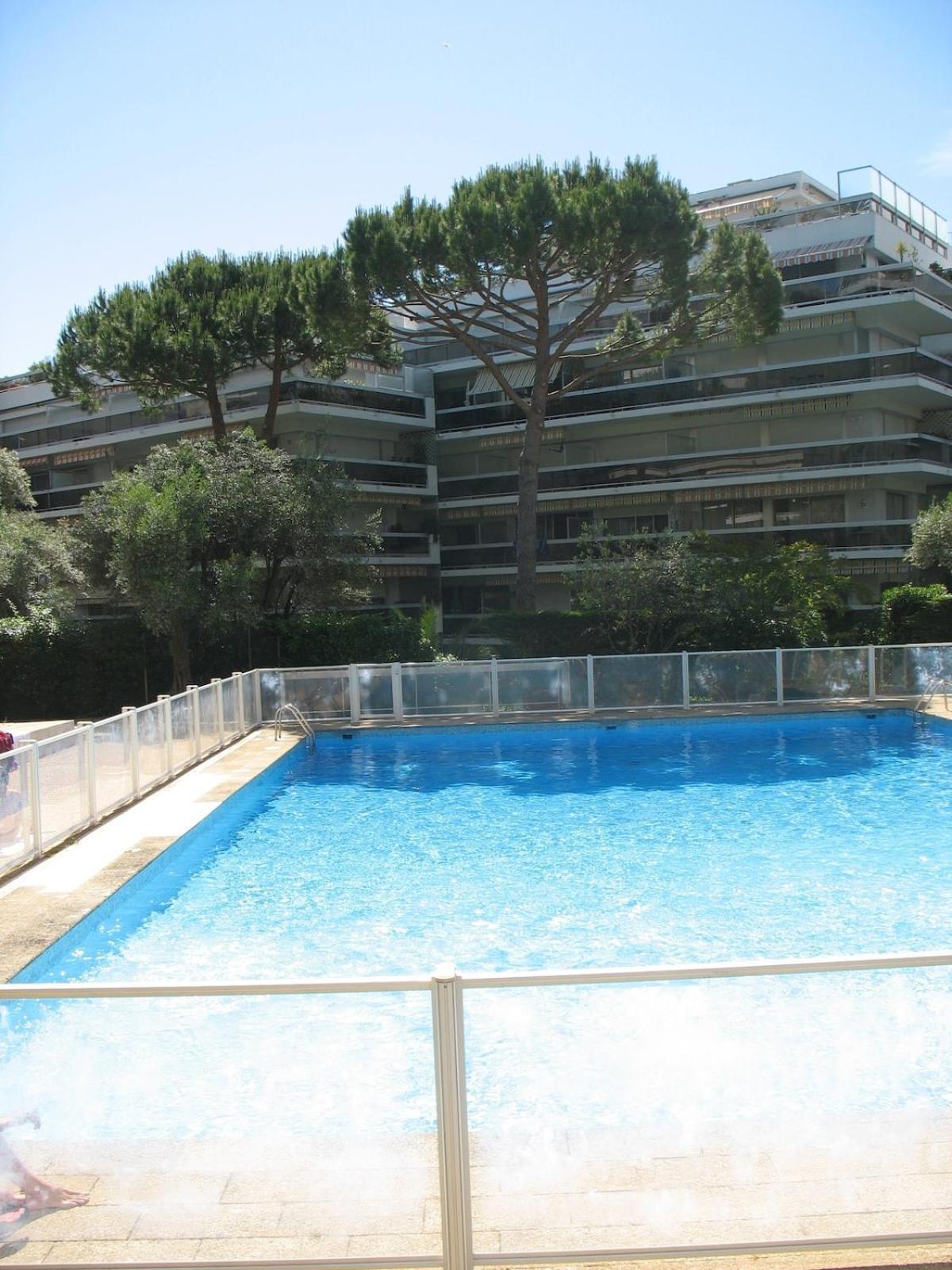 Joli Studio 4Pers Piscine Tout Confort Juan-les-Pins Eksteriør bilde