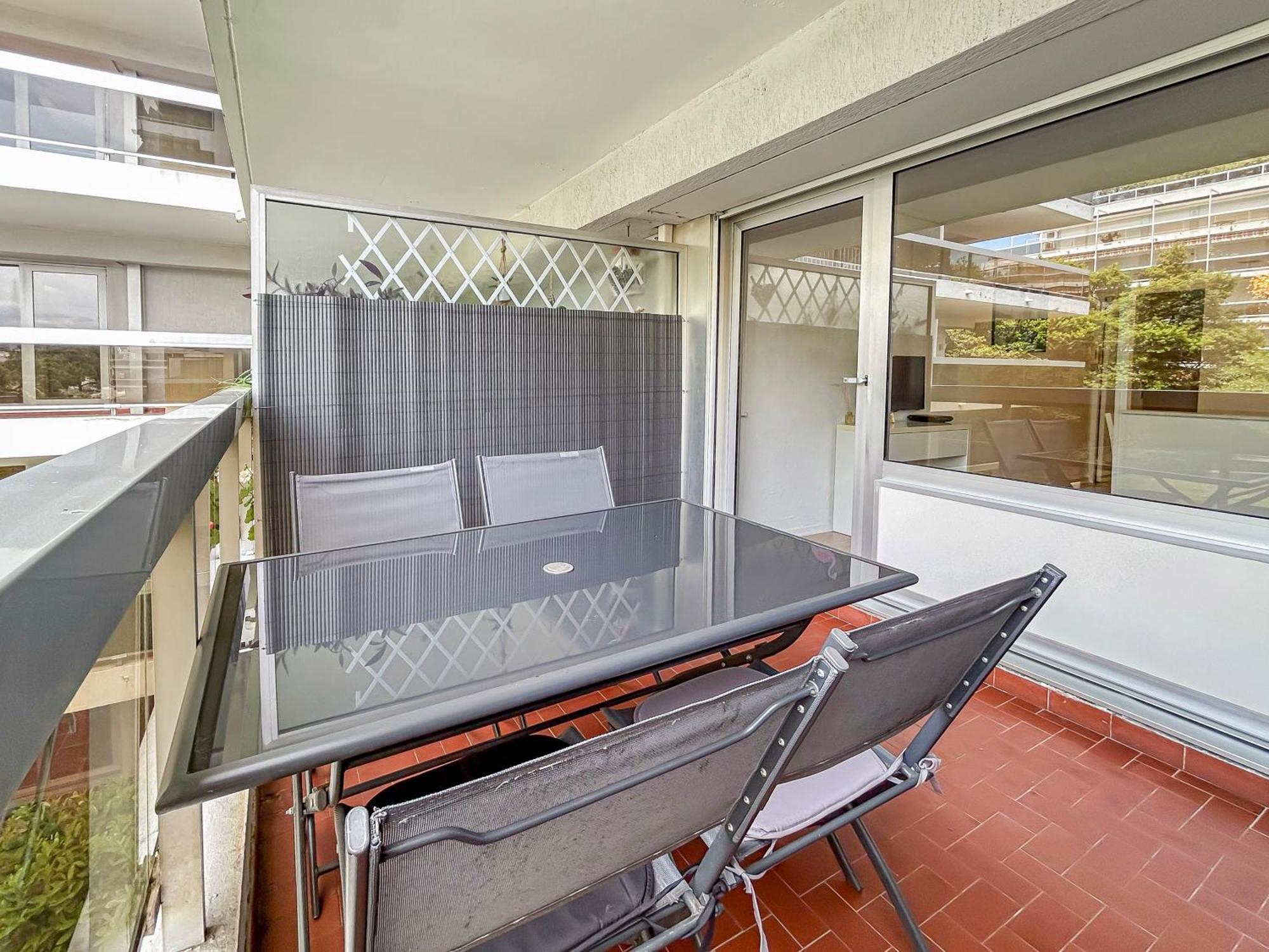 Joli Studio 4Pers Piscine Tout Confort Juan-les-Pins Eksteriør bilde