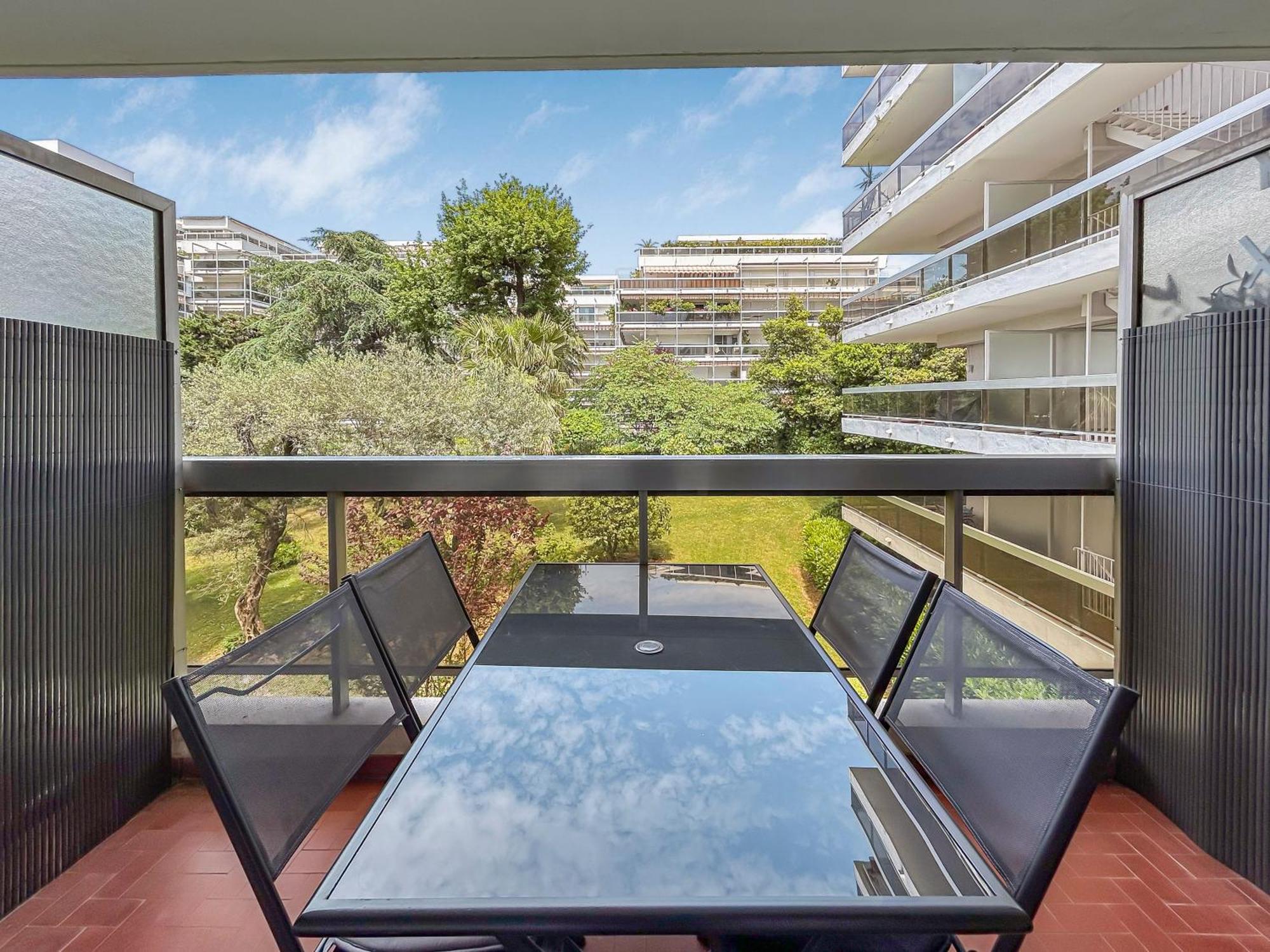 Joli Studio 4Pers Piscine Tout Confort Juan-les-Pins Eksteriør bilde